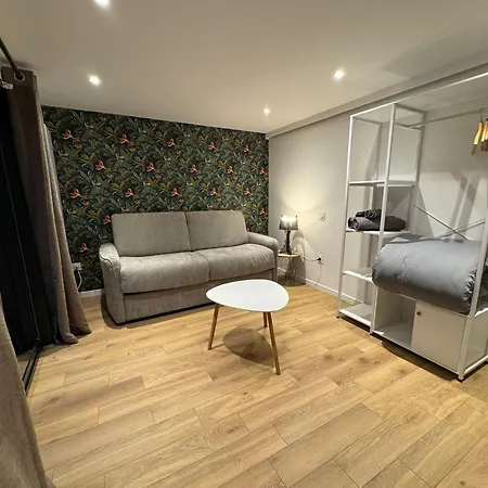 2 Twenty With Pool Lyon * Villeurbanne