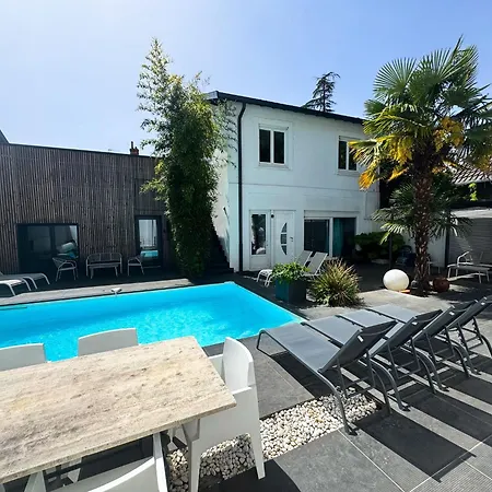 2 Twenty With Pool Lyon Villeurbanne